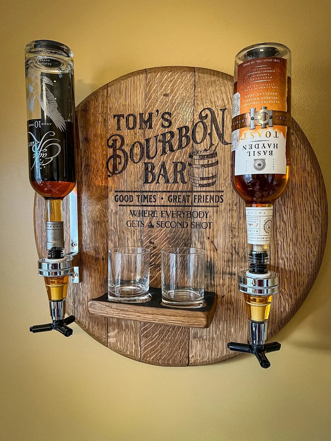 Personalized Cartoon Wooden Double Faucet Whiskey Liquor Dispenser Fountain
